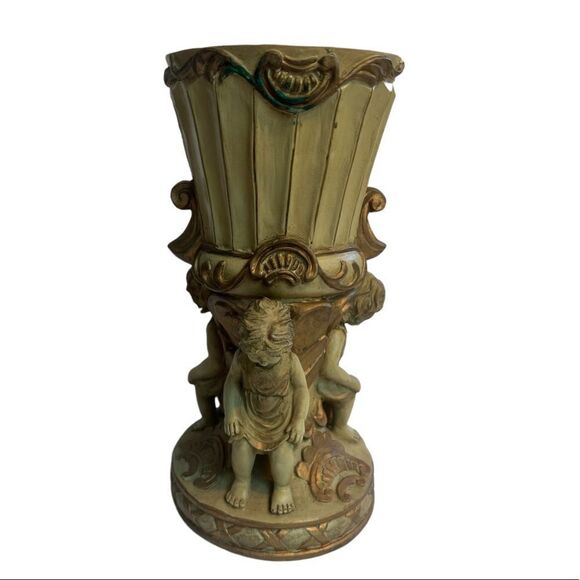 Garden Vase - Picture 1 of 15